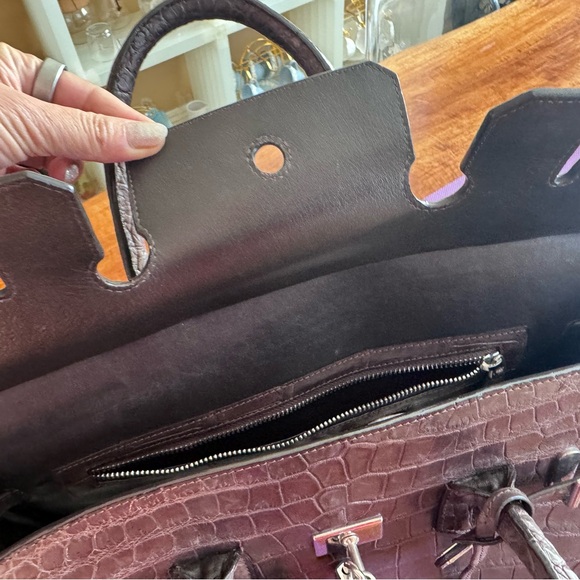 Real Crocodile leather Brown Handbag - Picture 12 of 16